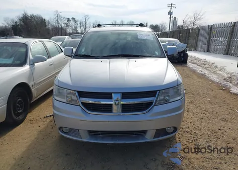 2010 Dodge Journey Sxt z USA, uszkodzony, nr VIN 3D4PG5FV0AT269438